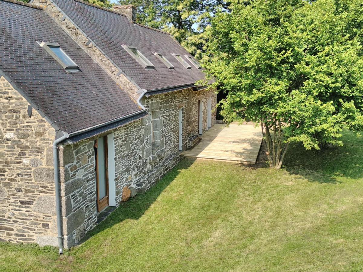 Le Botcol Vila Plouguernével Exterior foto