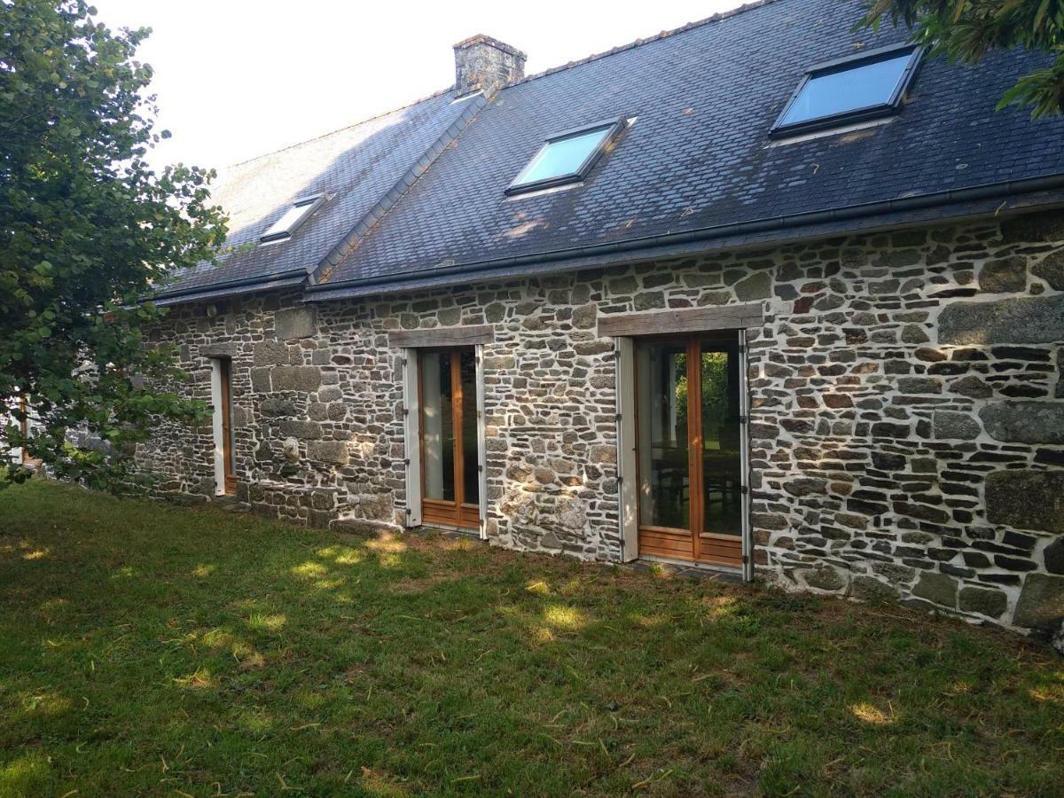 Le Botcol Vila Plouguernével Exterior foto